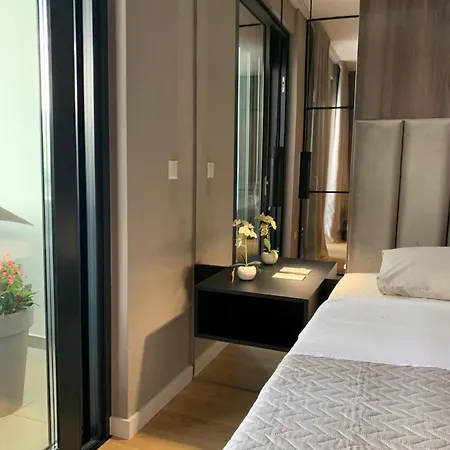 公寓 Superior With Private Jacuzzi